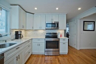 11 Vale Cir, Springfield, MA 01118 - photo 5