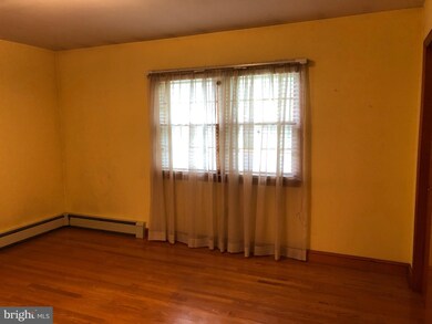 5010 Upshur St, Bladensburg, MD 20710 - photo 5
