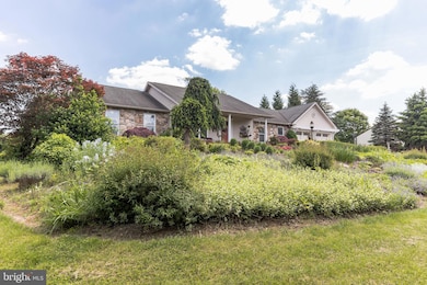 421 Golf Course Rd, Birdsboro, PA 19508 - photo 4