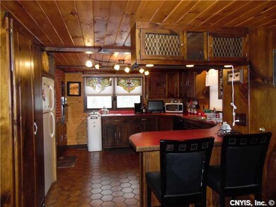 Kitchen. Nice sized kitchen with island seating