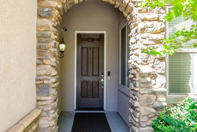 3153 Hampton Way, Clovis, CA 93619 - photo 4