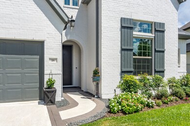 18 Cassena Grove Place, the Woodlands, TX 77375 - photo 2