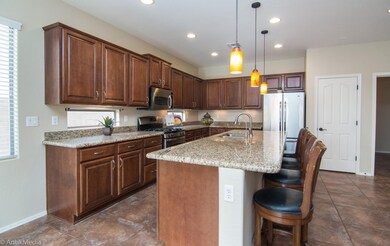 3915 E Grand Canyon Pl