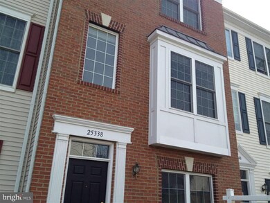 25338 Shipley Terrace, Chantilly, VA 20152 - photo 3