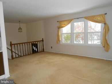 21911 Brook Dr, California, MD 20619 - photo 2