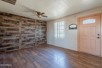 Butte Cir-8