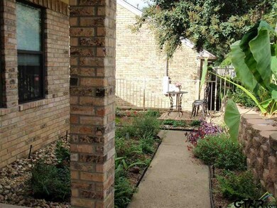 5406 Brandon Ct, Tyler, TX 75703 - photo 4