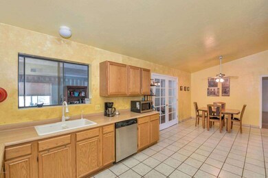 Kitchen 3