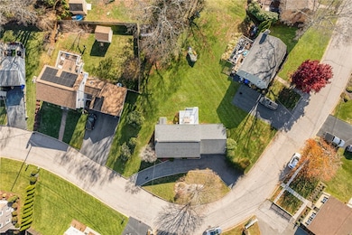 34 Silverwood Ln, West Warwick, RI 02893 - photo 3