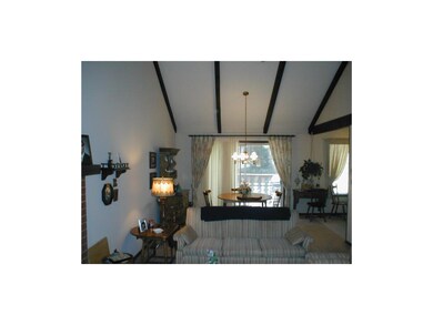 10139 Edelweiss Cir, Shawnee, KS 66203 - photo 7