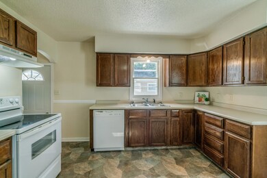 519NAndersonSt91619_0006
