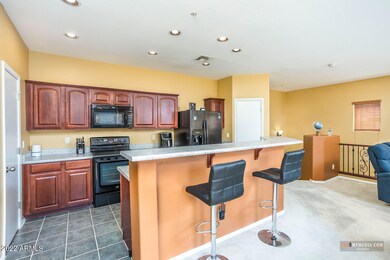 10_Cre8MyMediacom10_mls