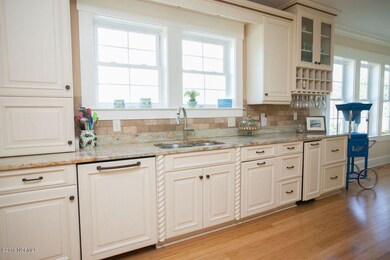 209 kitchen 3