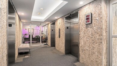 TP Lobby1