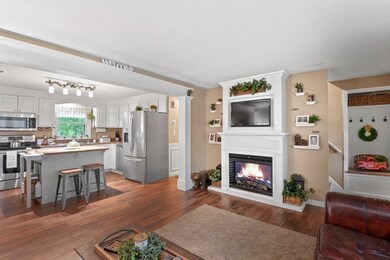 393 Temple St, Gardner, MA 01440 - photo 7