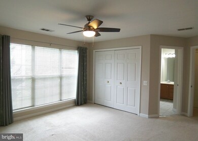 8201 Crossbrook Ct unit 201, Lorton, VA 22079 - photo 7