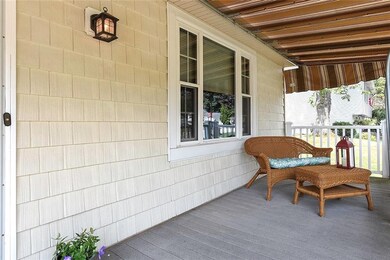 1792 RENEE FRONT PORCH