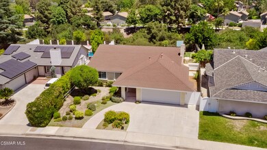 579 Shenandoah St, Thousand Oaks, CA 91360 - photo 2