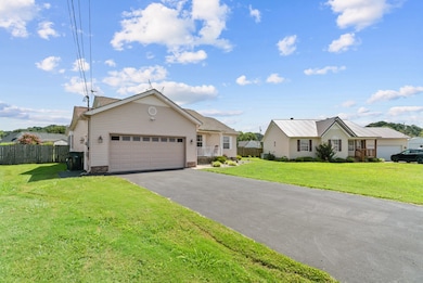 1620 Baucom Dr, Columbia, TN 38401 - photo 4