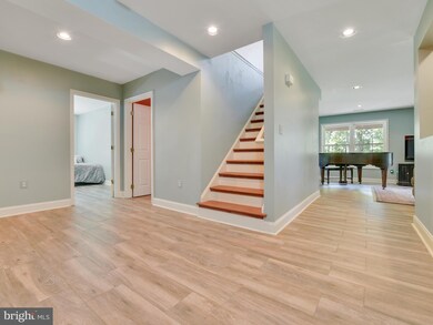 787 Bittersweet Ln, Sykesville, MD 21784 - photo 5