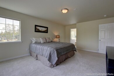 Master Suite (2)