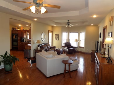 405 Rustic 009