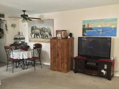 11 Windsor A, West Palm Beach, FL 33417 - photo 2