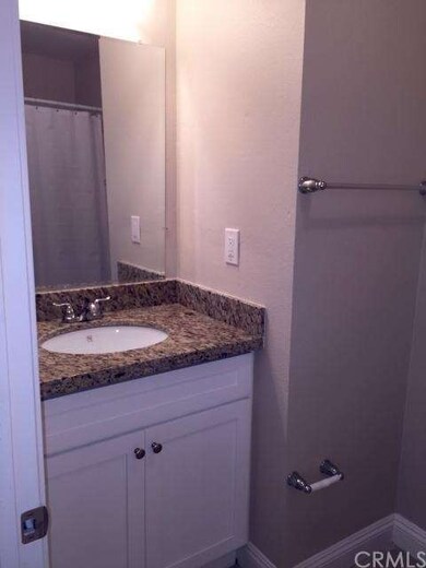 2nd Bathroom