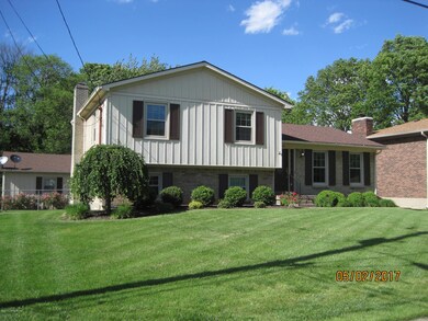 8625 Michael Ray Dr, Louisville, KY 40219 - photo 4