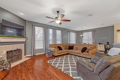 2801 Valencia Ln, Denton, TX 76210 - photo 7