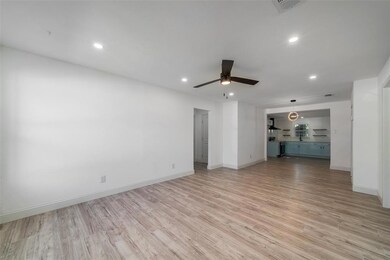 626 Cimarron Trace, Grand Prairie, TX 75051 - photo 6