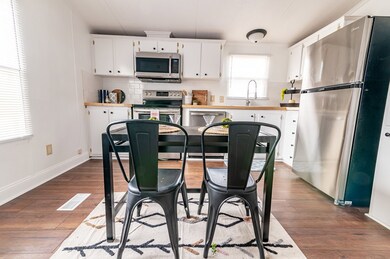 1221 Maple Rd, Callands, VA 24530 - photo 5