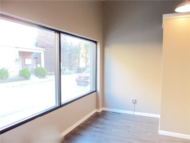 This front window provides great light, perfect ad