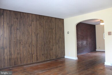 1022 E Orange St, Lancaster, PA 17602 - photo 3