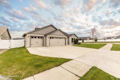 3 car garage