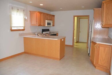 510 Roslyn Ave, Erie, PA 16505 - photo 6