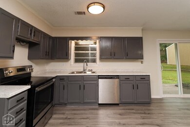 307 N Rockingchair Rd, Paragould, AR 72450 - photo 3