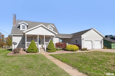 104 E Locust St, Galatia, IL 62935 - photo 2