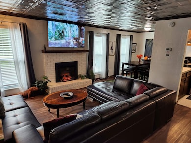 153 Locke St, Tallahassee, FL 32303 - photo 2