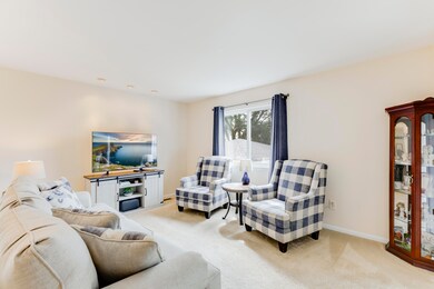 9410 Saric Dr, Highland, IN 46322 - photo 2