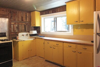304 S Walnut St, Mancos, CO 81328 - photo 7