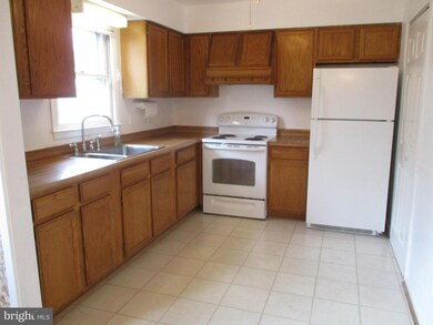 431 Denning Ct, Warrenton, VA 20186 - photo 4