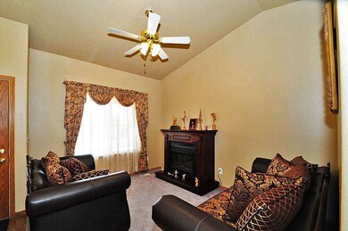 923 W Oakmont Ave, Nampa, ID 83686 - photo 5