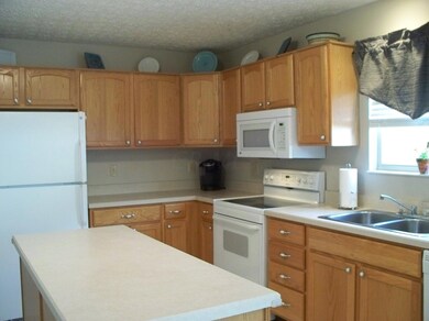 Kitchen & Appliances