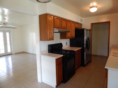 702 E Encanto Dr, Tempe, AZ 85281 - photo 3