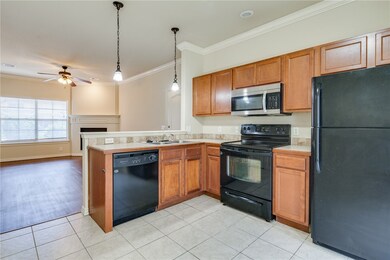 597 E Miracle Dr unit 2, Fayetteville, AR 72701 - photo 7