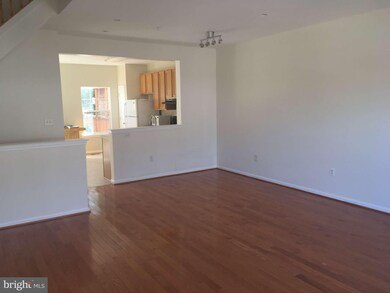 10505 Glen Manor Dr, Bowie, MD 20720 - photo 7