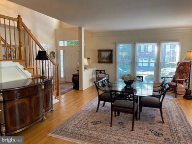 6915 Bonheim Ct, McLean, VA 22101 - photo 6