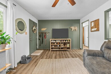 2127 Highland Rd, Maryville, TN 37801 - photo 6