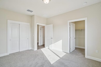 1136 Crenshaw Rd, Galt, CA 95632 - photo 5